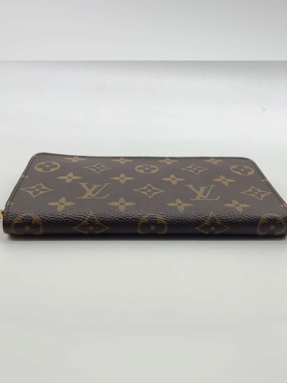 Auth Louis Vuitton Monogram
Portemonnaie Zippy Wallet - Picture 4 of 16